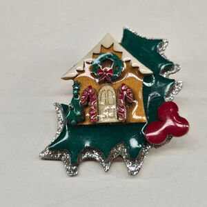 Lucinda Christmas Gingerbread House Brooch Resin Women's Pin Rare Collectible